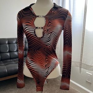 NWOT - TIGER PRINT - M - LONG SLEEVE BODYSUIT - THONG - SPANDEX